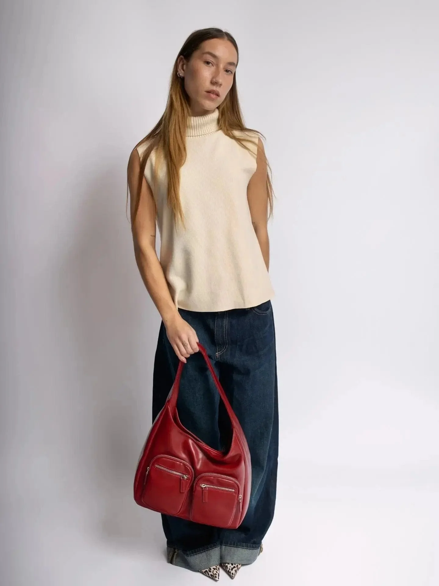 Claire Pocket Shoulder Bag - Image 8