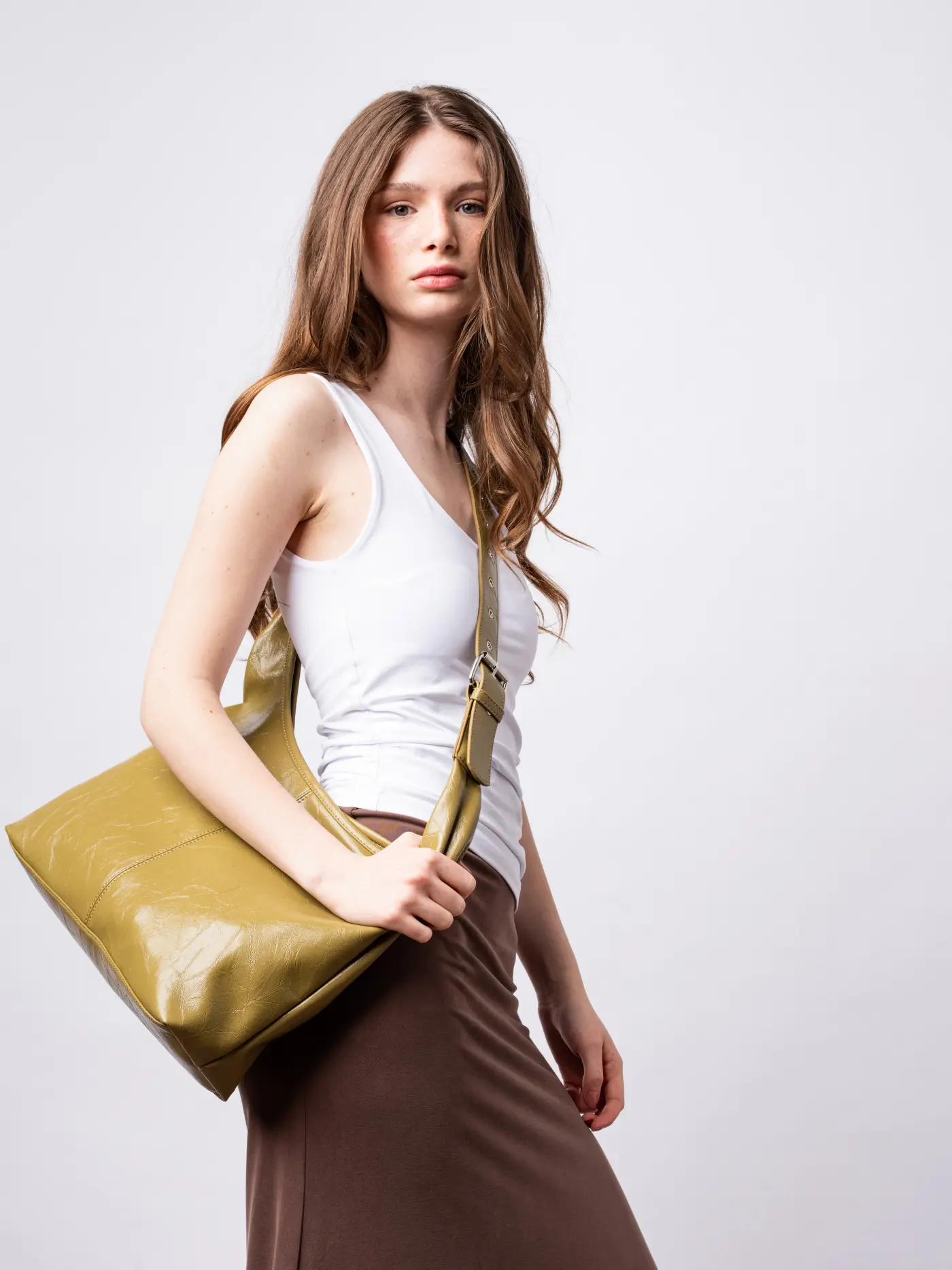 Crossbody Scarlett Distressed Leather Tote - Image 35