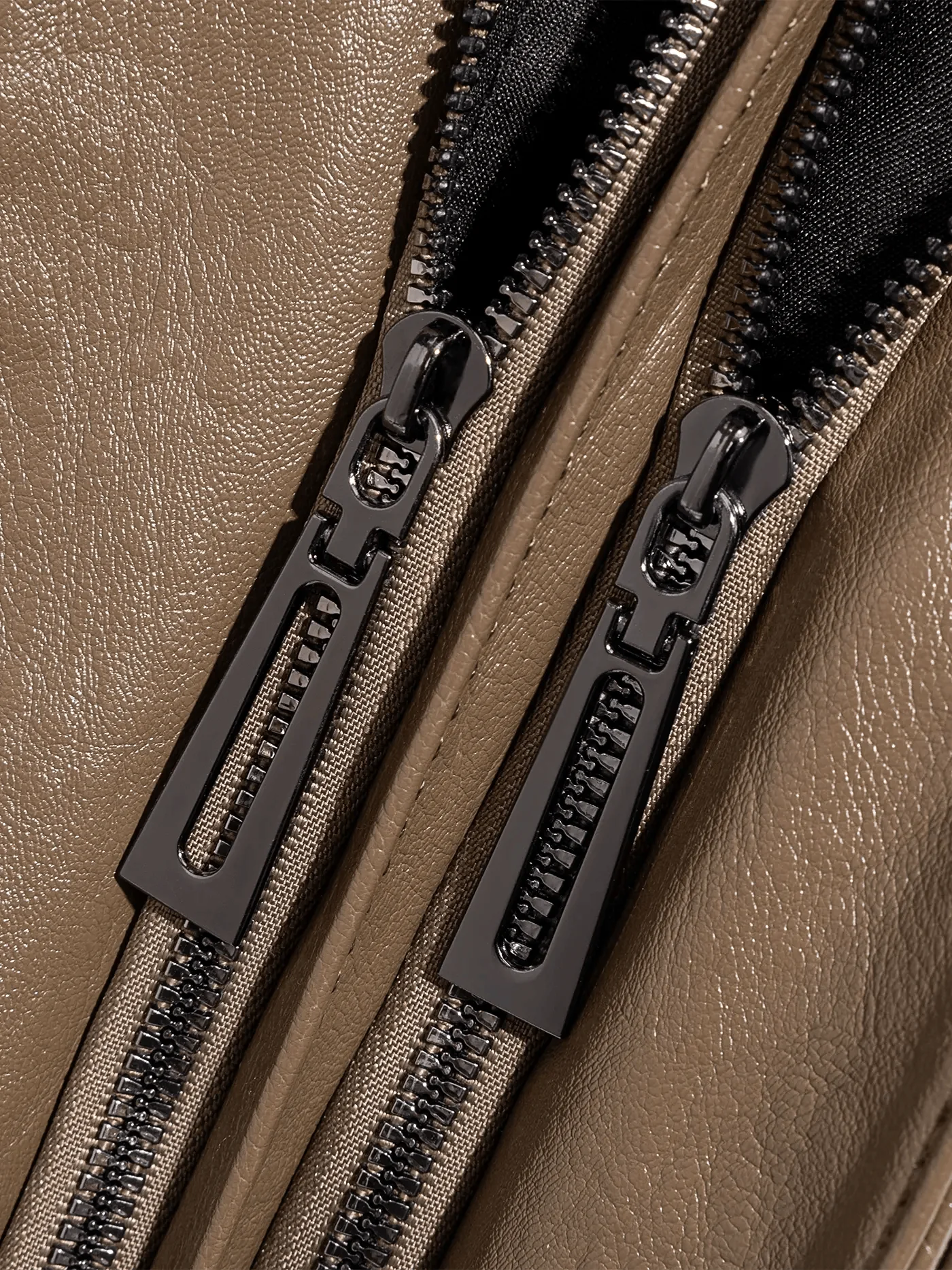 Everyday City Tote - Image 42