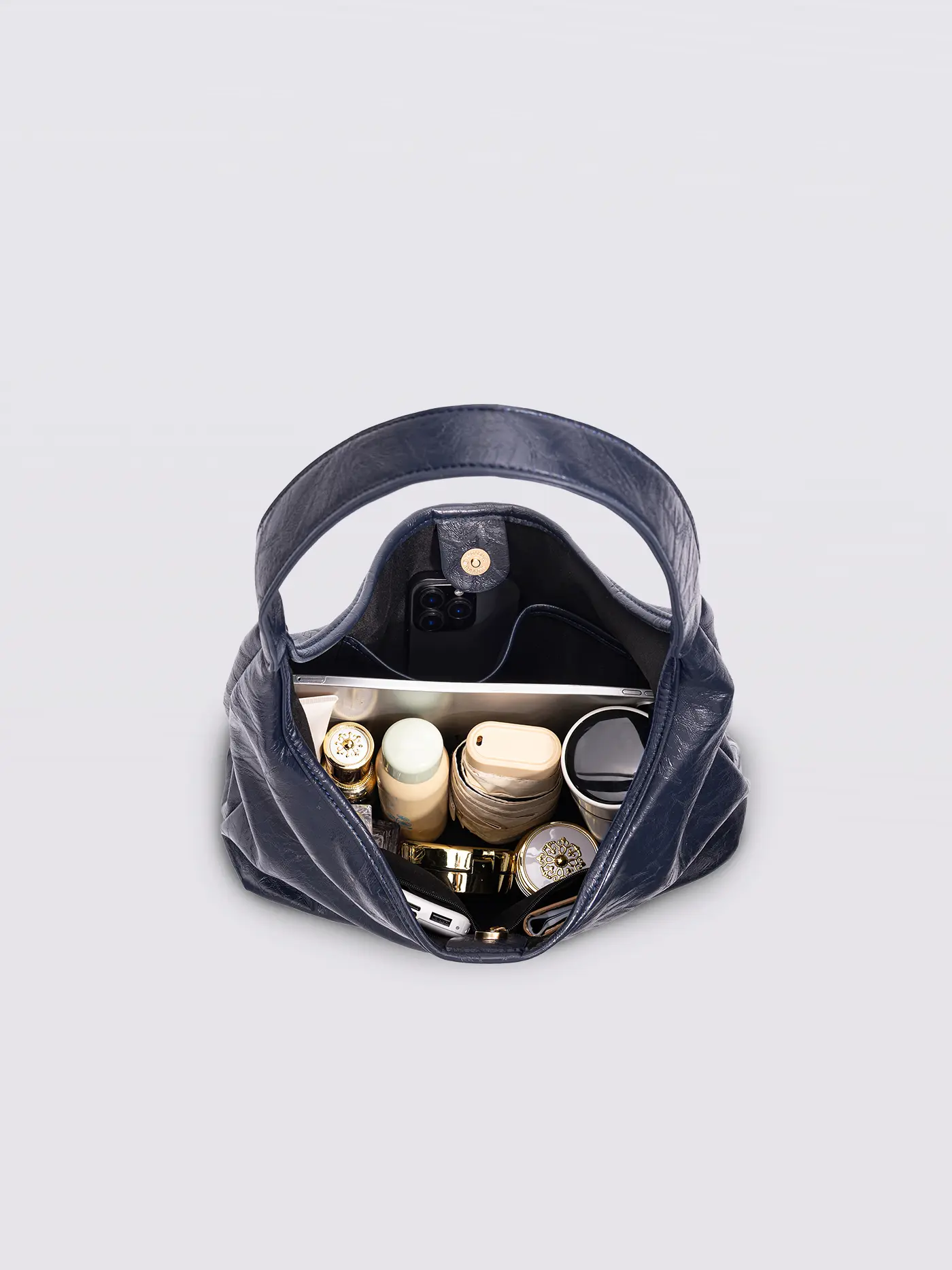 Scarlett Distressed Leather Tote - Image 36