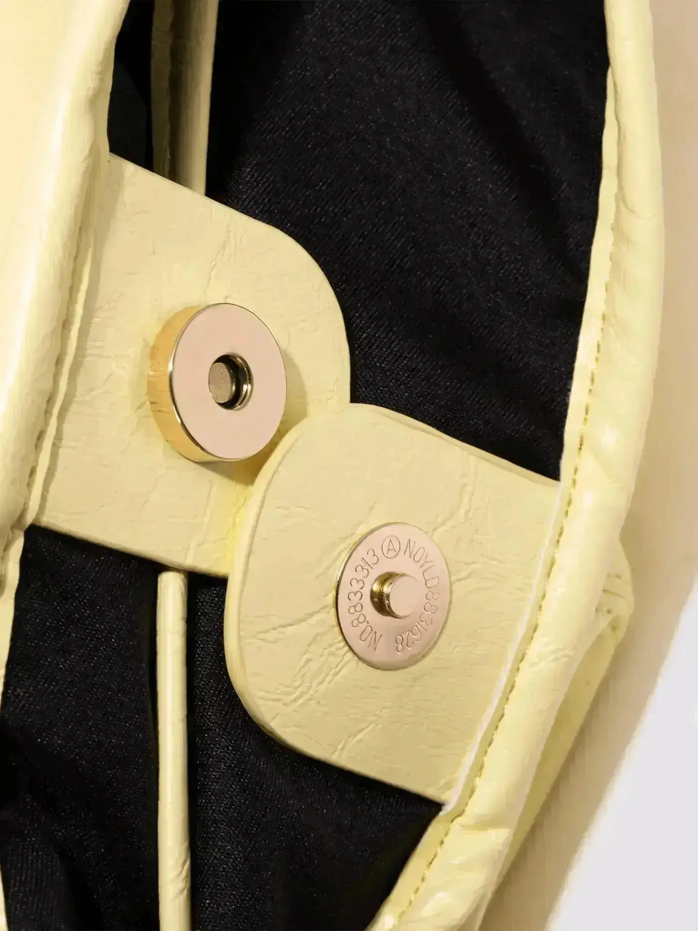 Scarlett Distressed Leather Tote - Image 51