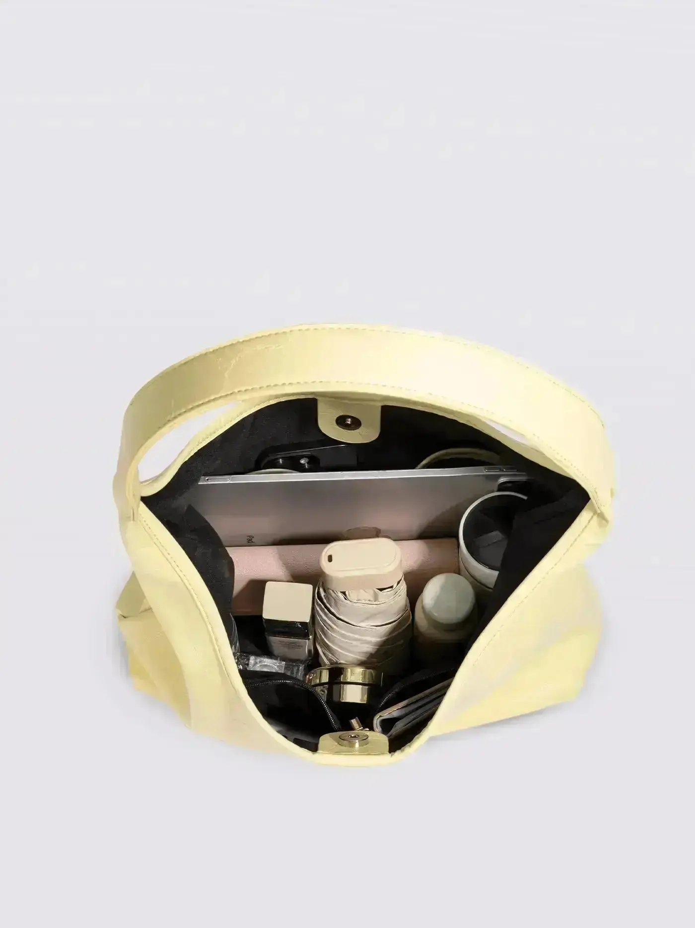 Scarlett Distressed Leather Tote - Image 49