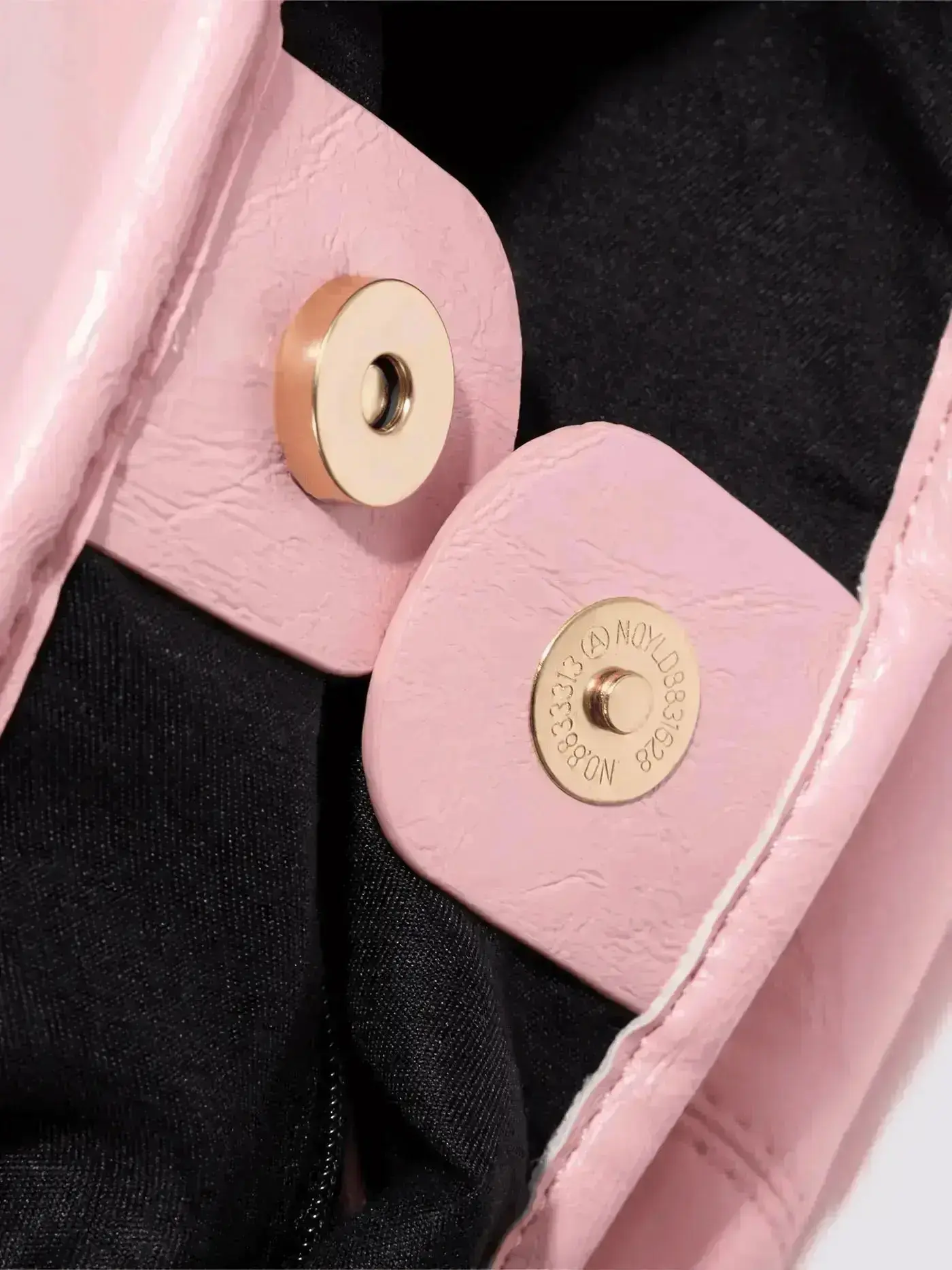 Scarlett Distressed Leather Tote - Image 59