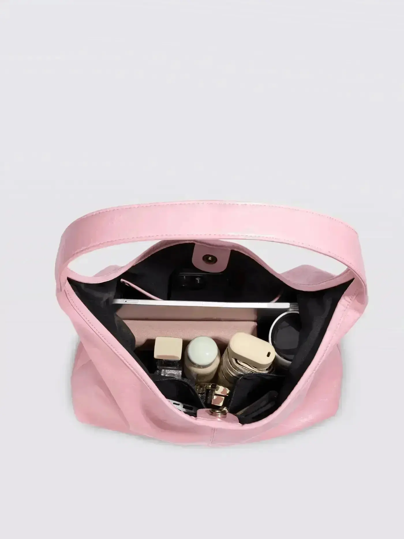 Scarlett Distressed Leather Tote - Image 57