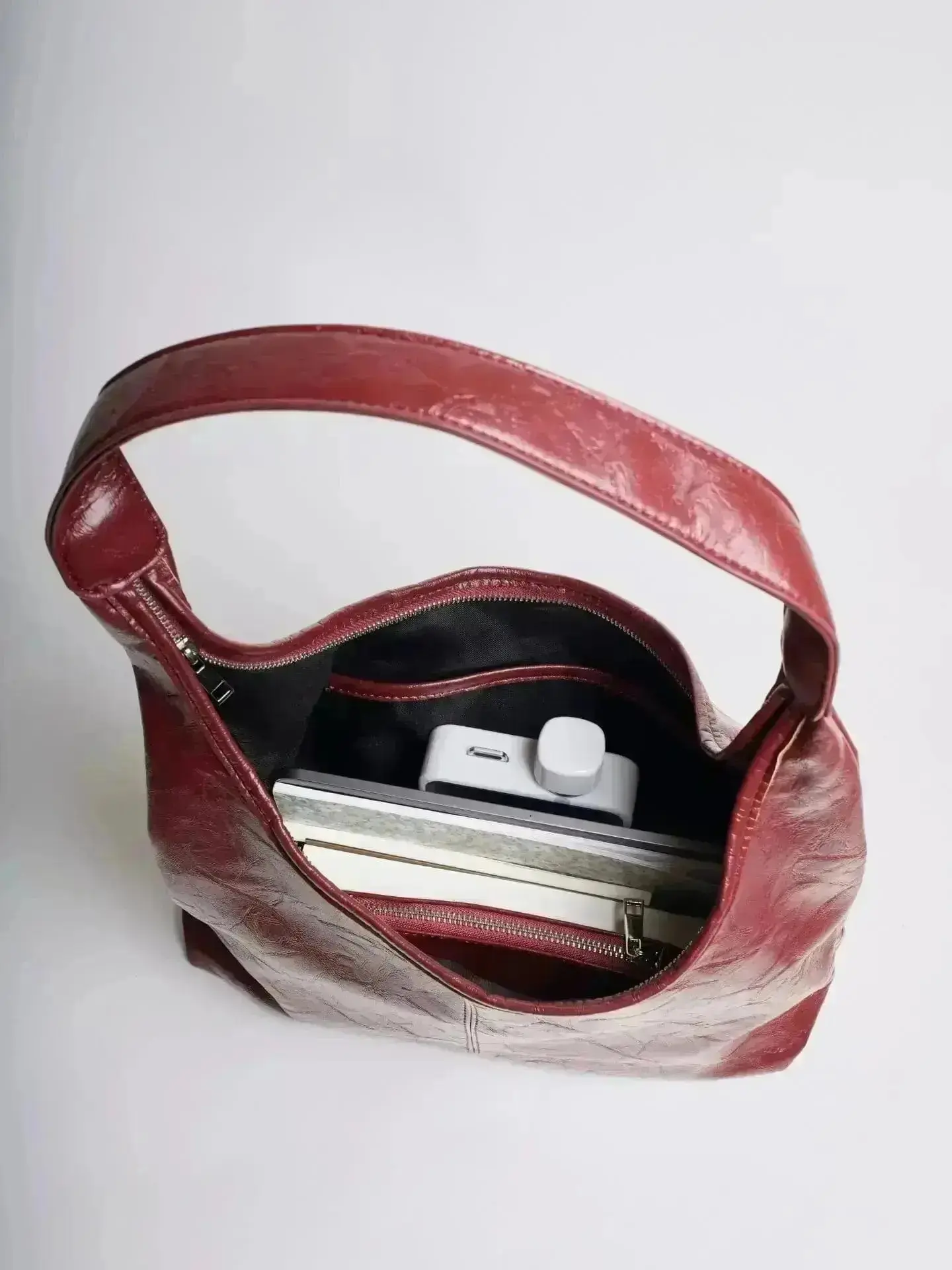 Scarlett Distressed Leather Tote - Image 80