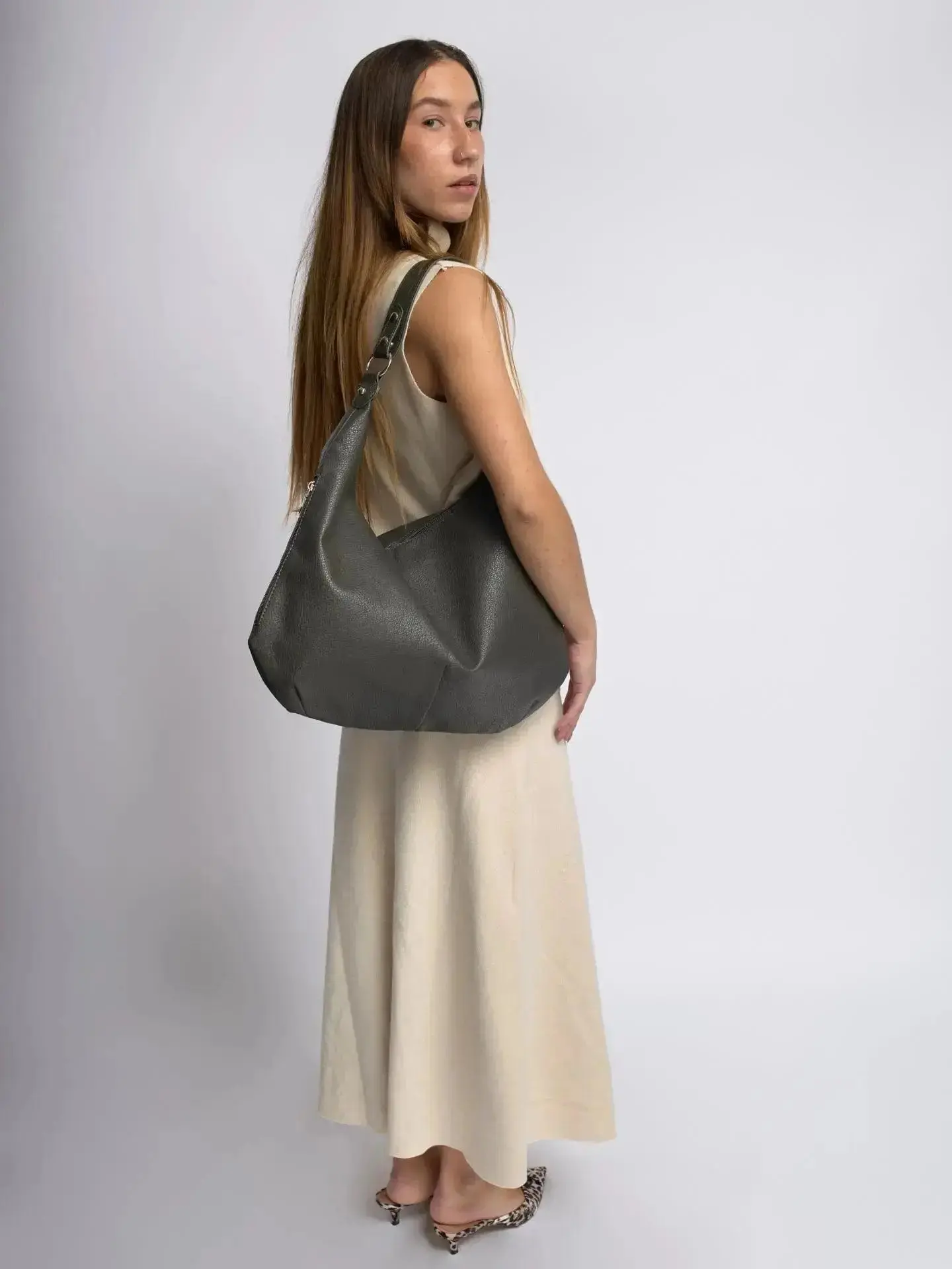 Sleek Kaia Bag - Image 20