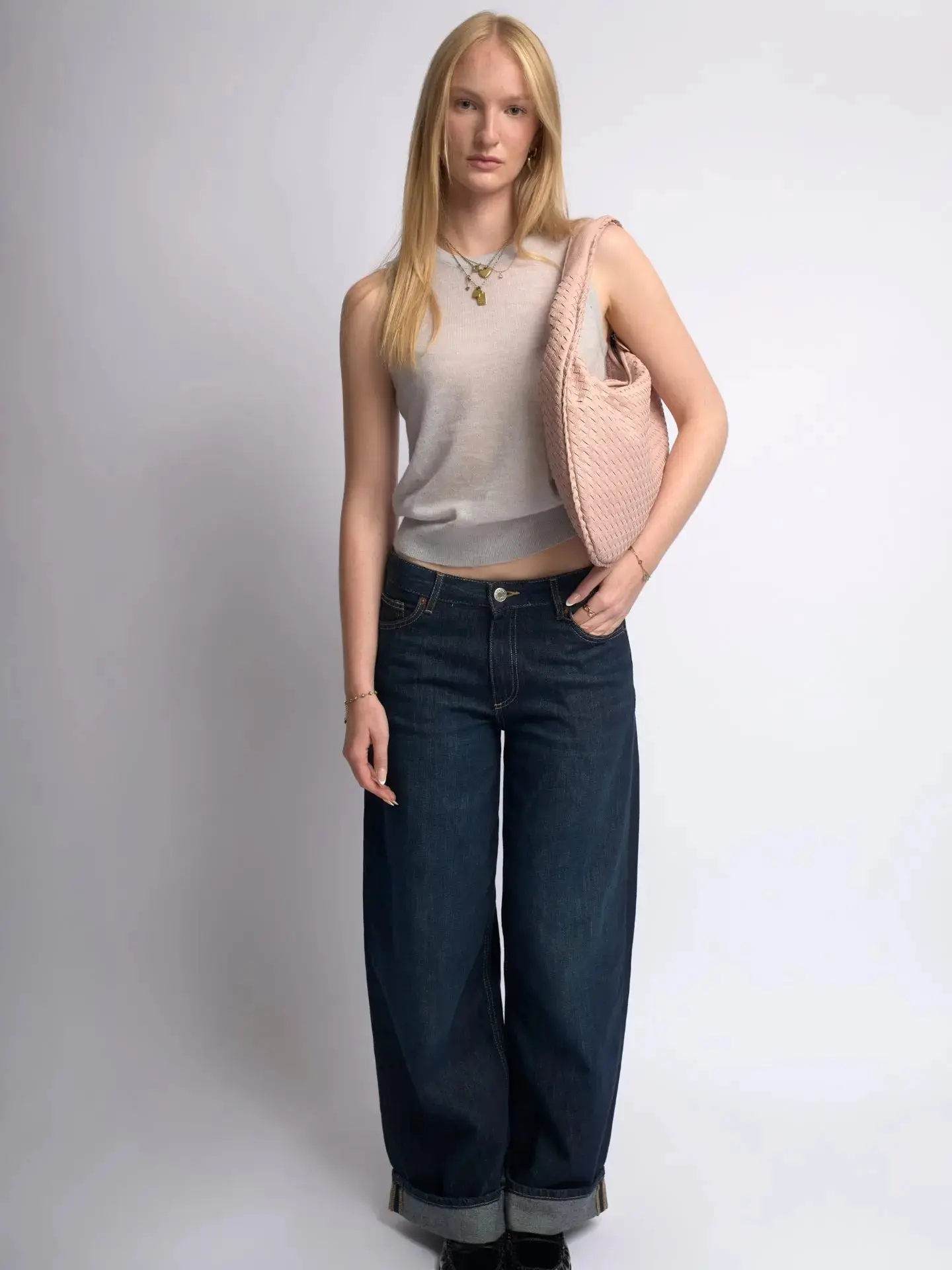 The One Shoulder Wonder - Image 18