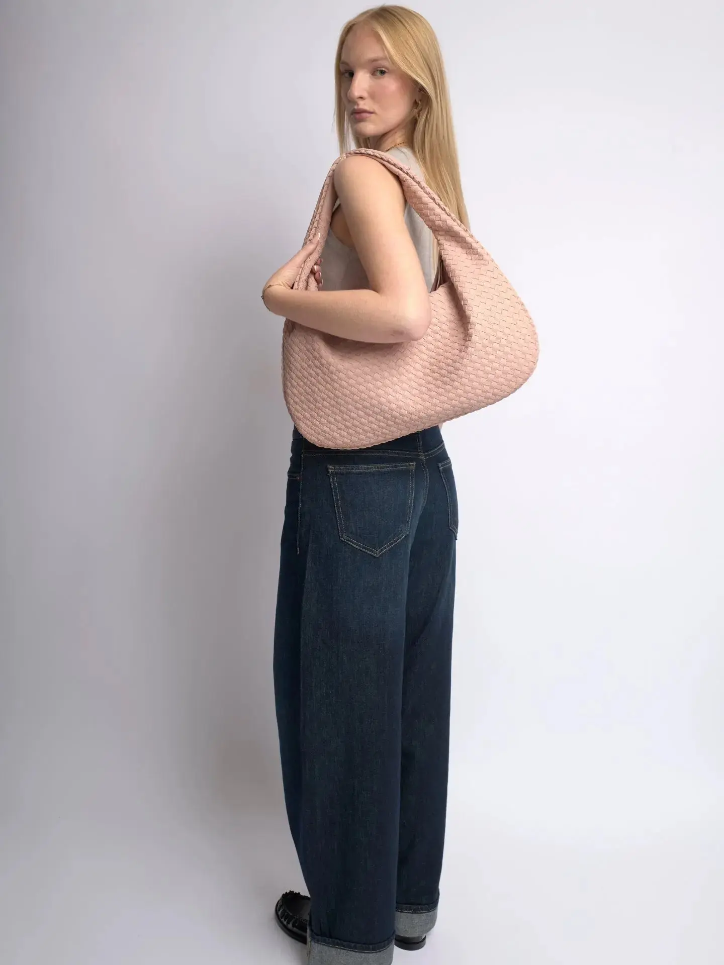 The One Shoulder Wonder - Image 19