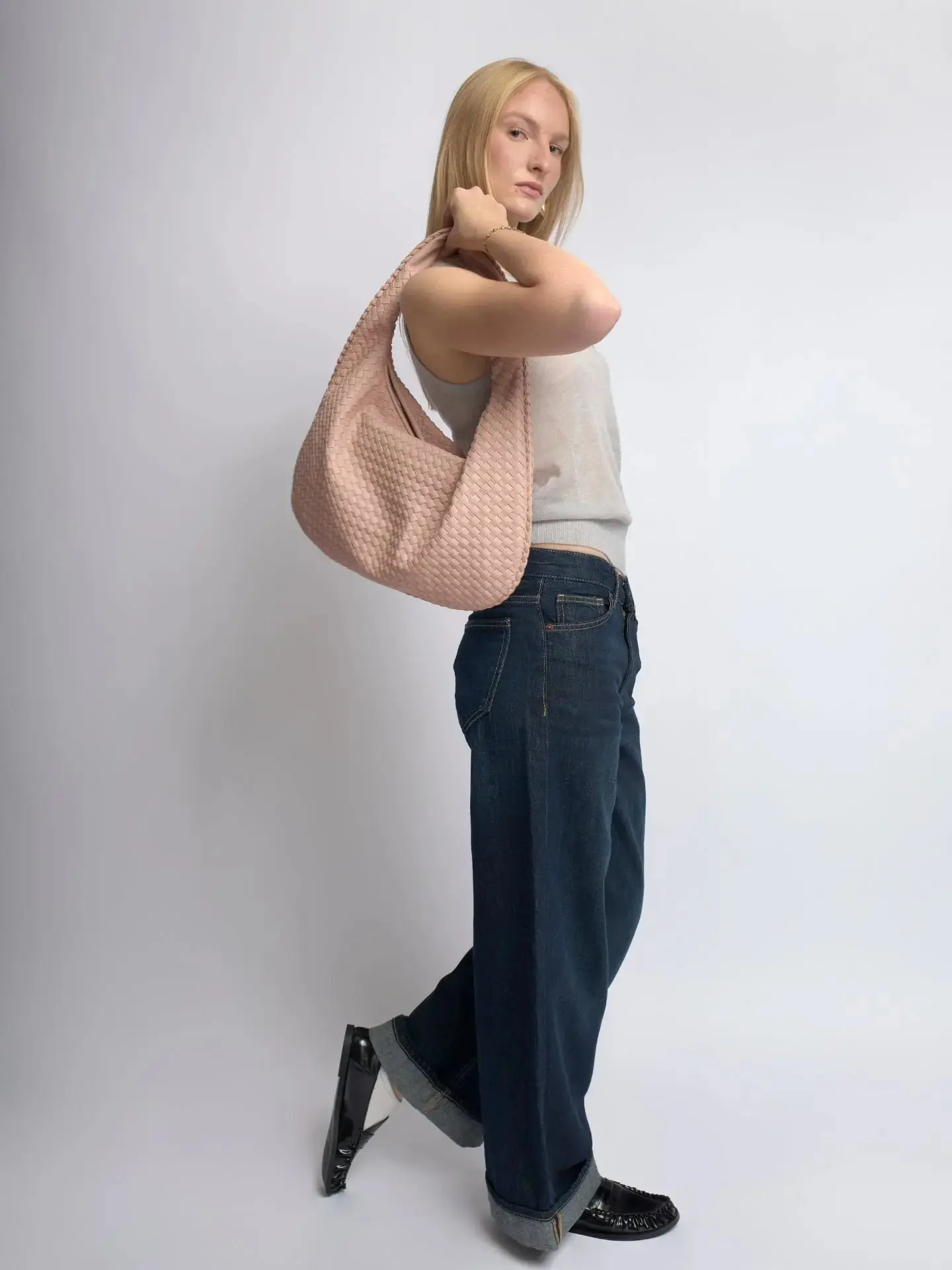 The One Shoulder Wonder - Image 20